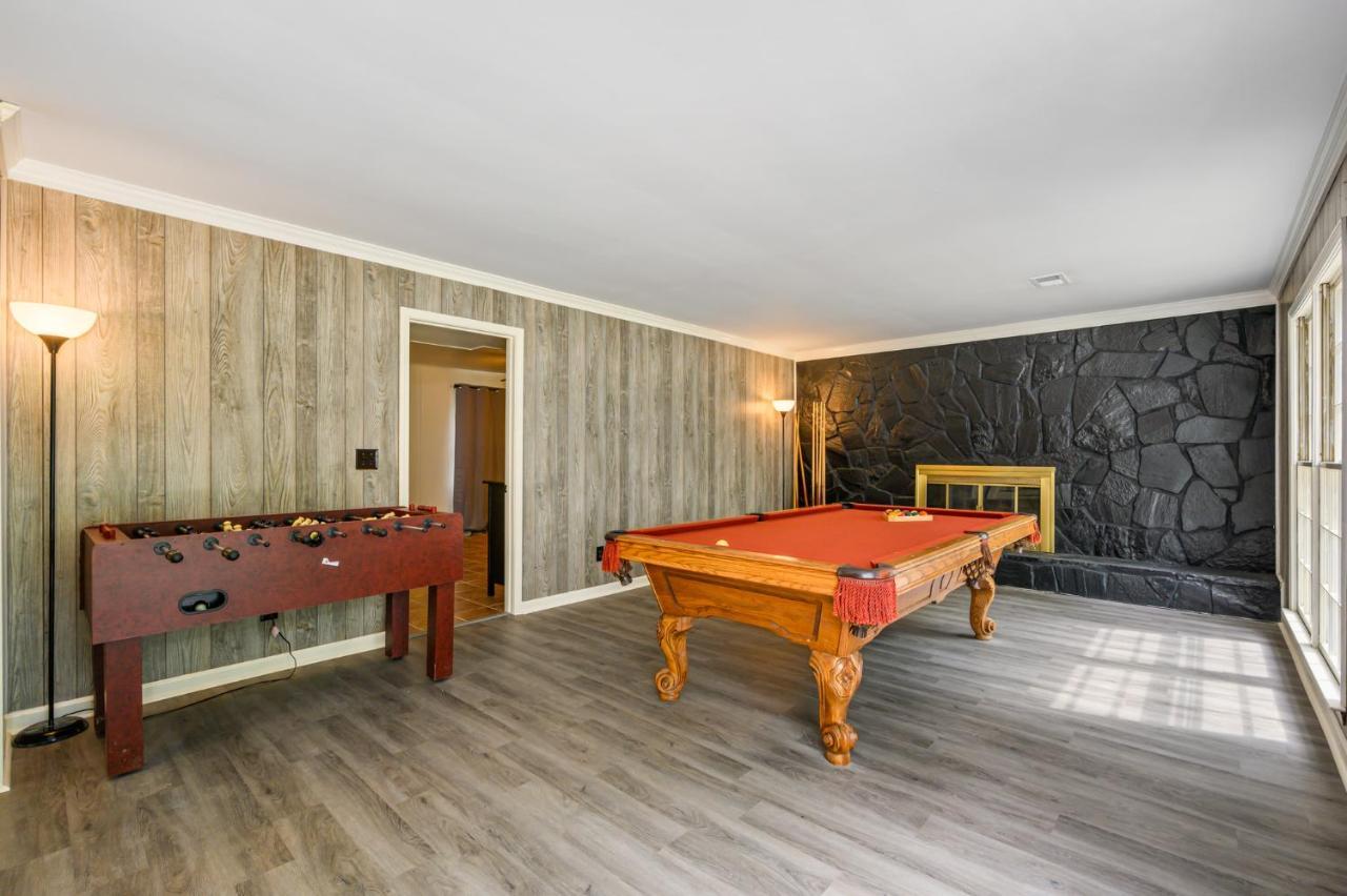 Enjoy This Roomy Cabin Style 5Br With A Pool Table Мариетта Экстерьер фото